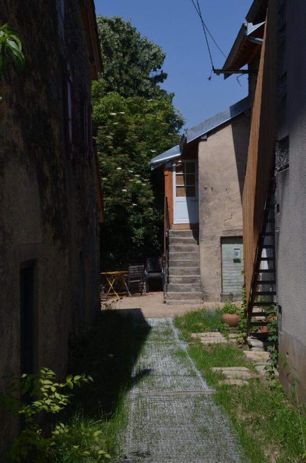 Les Gites Du Passage: Le Nid Passenans Exterior foto